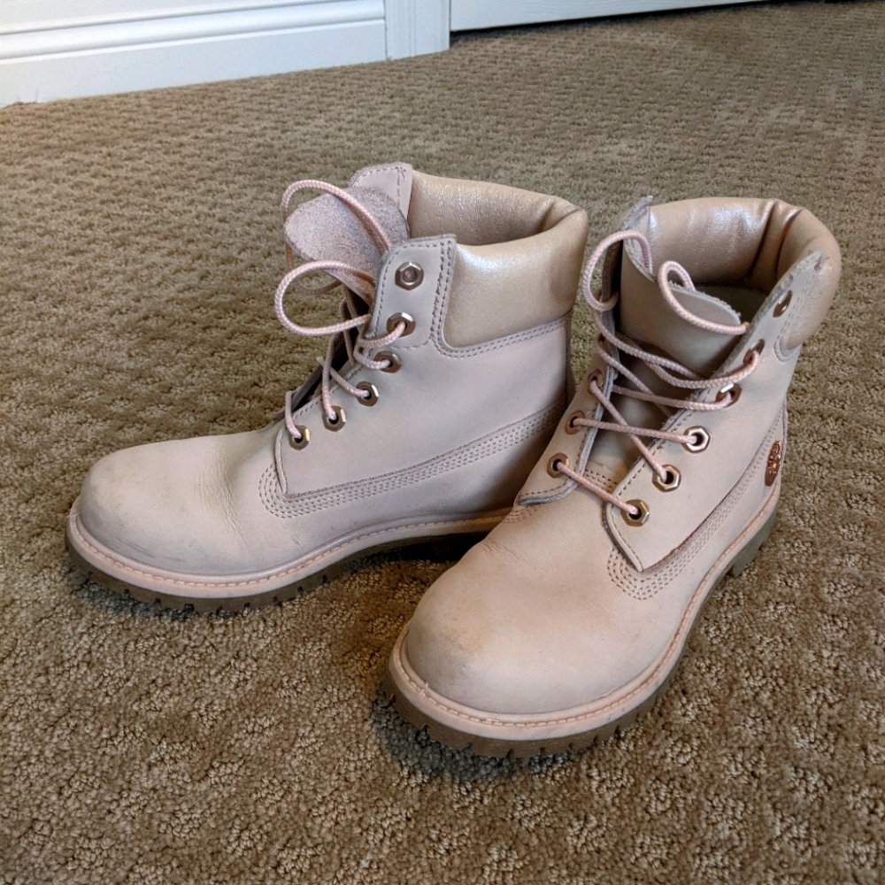 Pink Timberlands